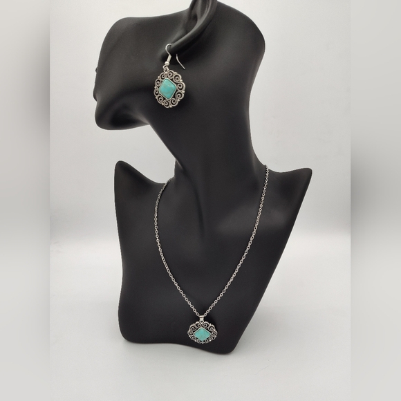 Vintage Silvertone Filigree Turquoise Earrings And Necklace Jewelry Set - Picture 1 of 2